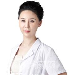 张鑫萌