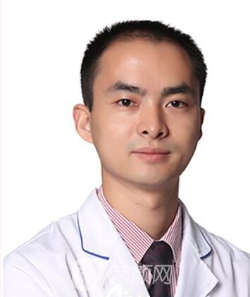 易江斌