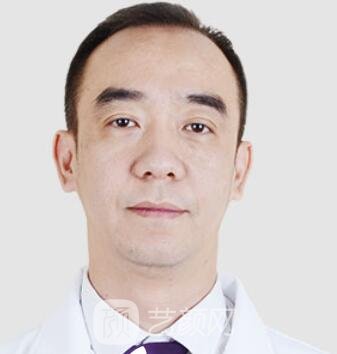 崔斌